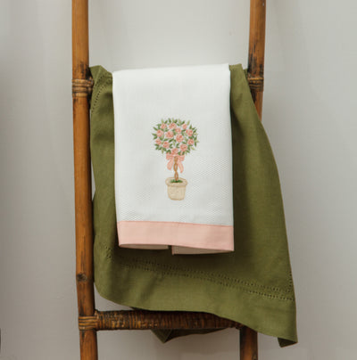 Guest Towel: Topiary