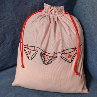 Ladies' Undergarment Bag: Panties
