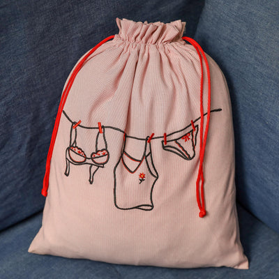 Ladies' Undergarment Bag: Sando