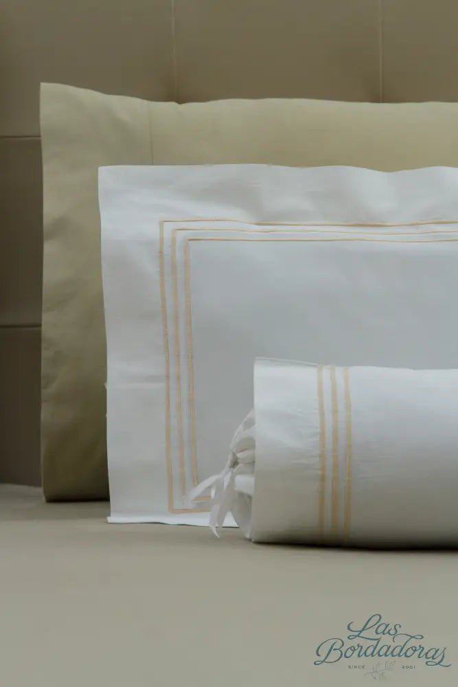 Boudoir & Bolster Cases 3 Satin Lines / Beige / 300