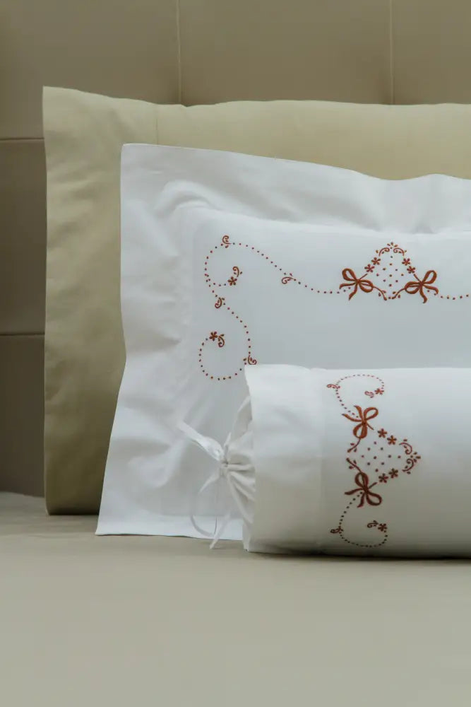 Boudoir & Bolster Cases Dotted Scroll / Brown / 600