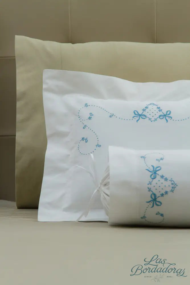 Boudoir & Bolster Cases Dotted Scroll / Aqua / 600