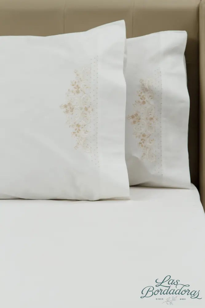 Standard Pillow Cases Betty’s Flowers / Beige