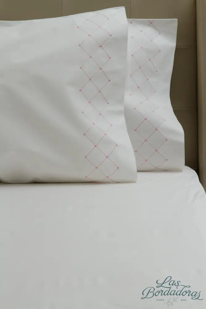 Standard Pillow Cases Diamond Pearls / Pink