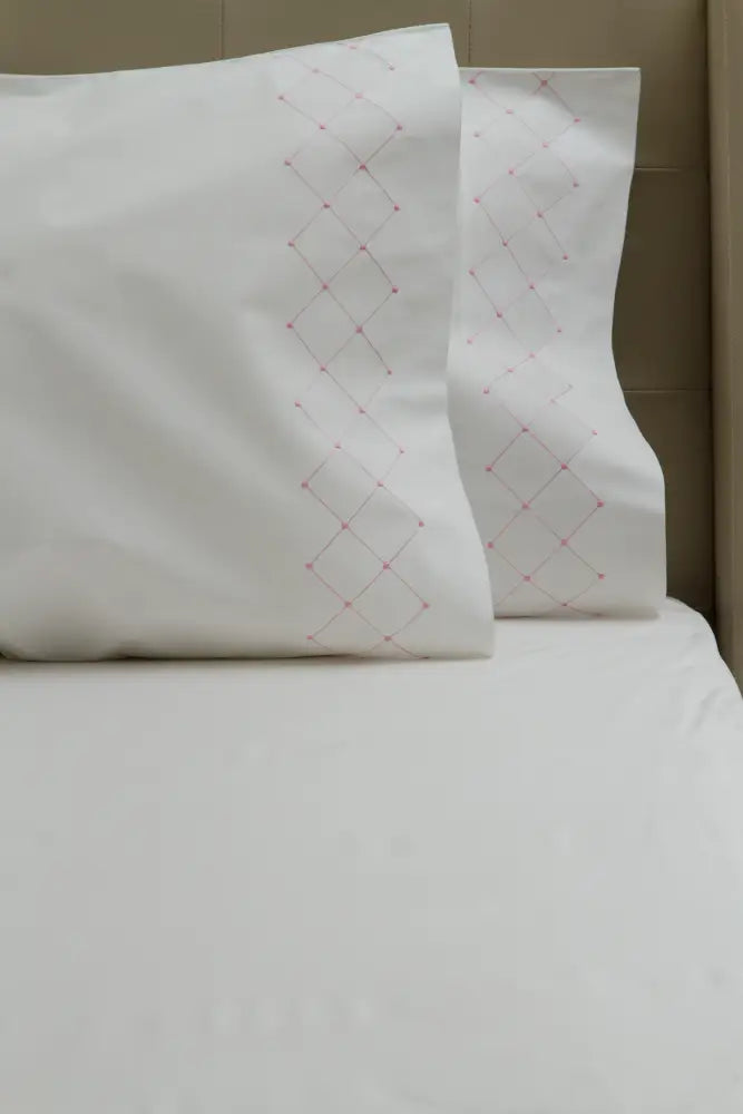 Standard Pillow Cases Diamond Pearls / Pink