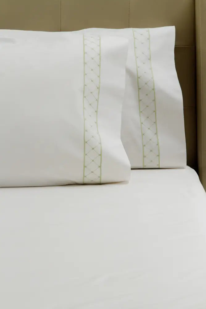 Standard Pillow Cases Diamond w/ Border / Green