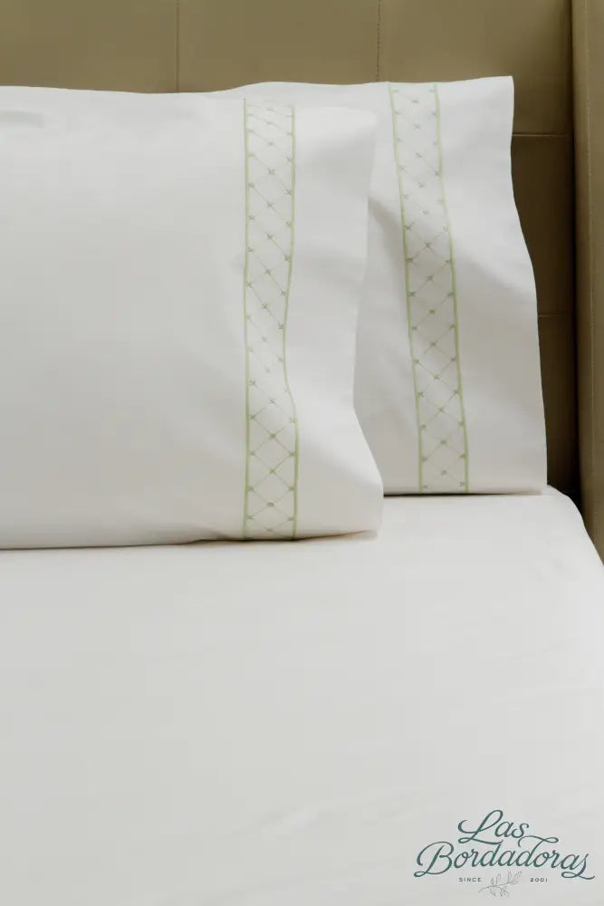 Standard Pillow Cases Diamond w/ Border / Green