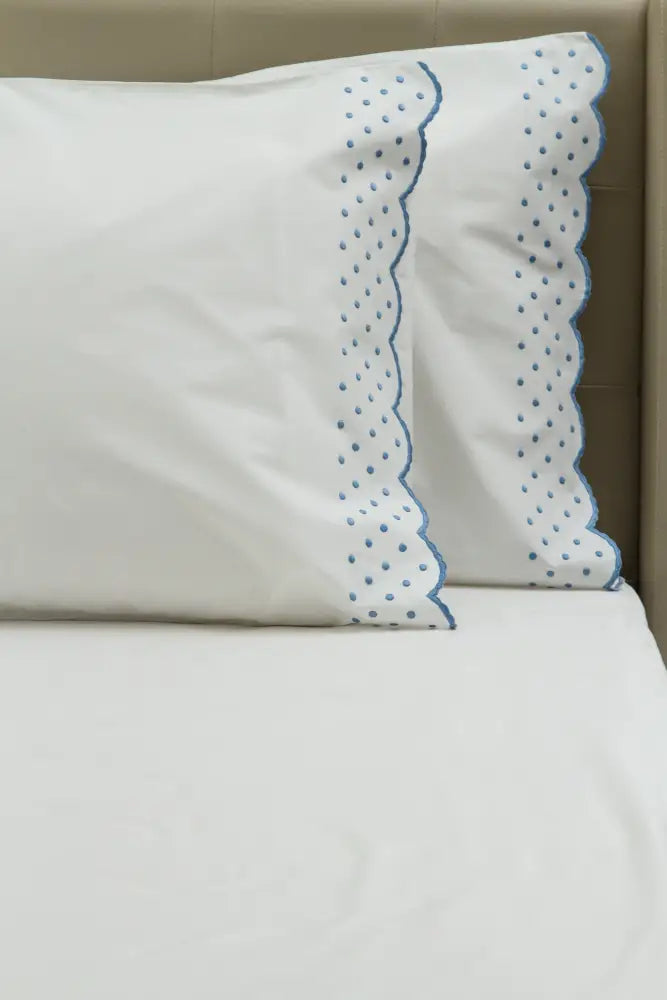 Standard Pillow Cases Dots w/ Rosepoint / Blue