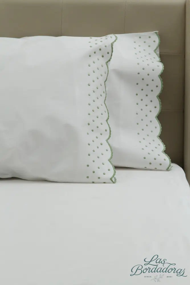 Standard Pillow Cases Dots w/ Rosepoint / Green