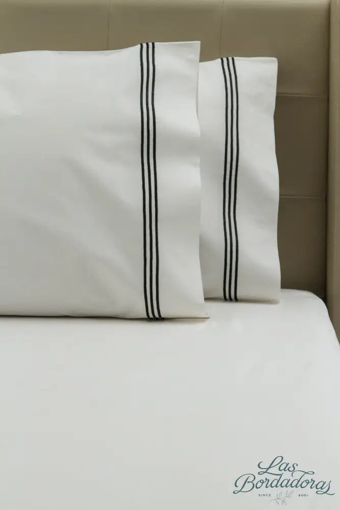 Standard Pillow Cases Three Satin Lines / Black