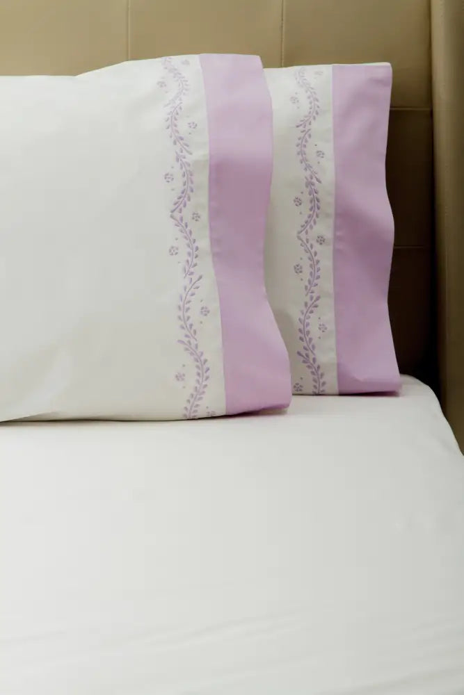 Standard Pillow Cases Vines & Flowers / Lavender