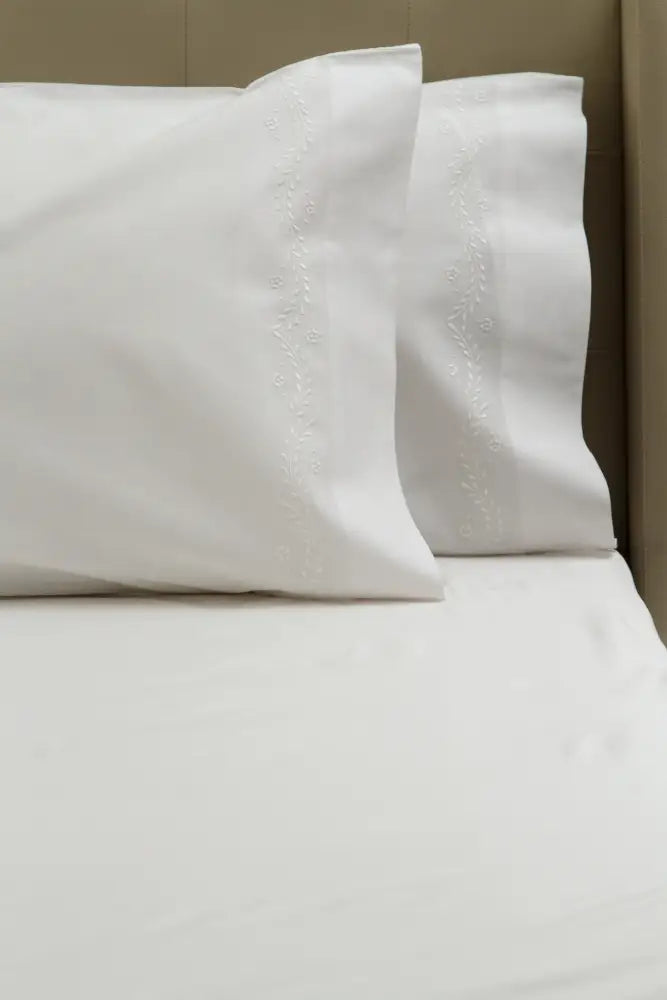 Standard Pillow Cases Vines & Flowers / White