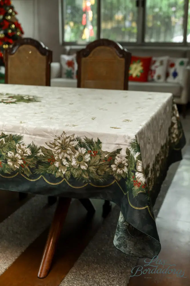 Tablecloth Christmas Dark Green / 60’’ x 106’’ main